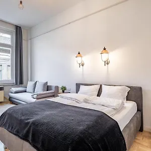Apartmán Luxurious At Center, Budapešť